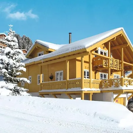 Holiday home Sleeps 8 *
