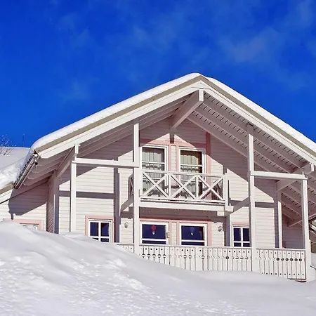 Sleeps 8 * Flaine