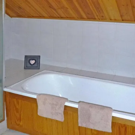 Sleeps 8